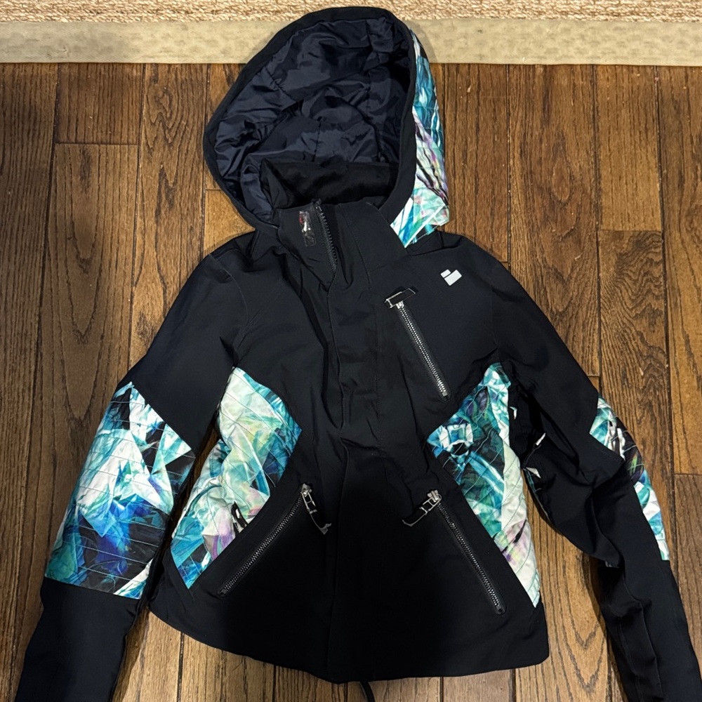 Obermeyer Women's Black Ski Jacket with Multicolor Accents